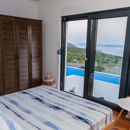 Villa Zlatno Sunce In The Hills Near Trogir Vrsine Exteriér fotografie